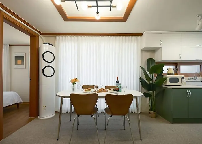 Comfy Seoul-near Kspo Dome, Lotte World, Olympic Park, Coex, 3rooms4beds, 6people 아파트 서울특별시