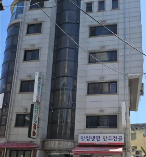 Comfy Seoul-near Kspo Dome, Lotte World, Olympic Park, Coex, 3rooms4beds, 6people * 서울특별시